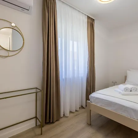 Villa Sea View - Heated Pool & 2 Mins To The Vinisce